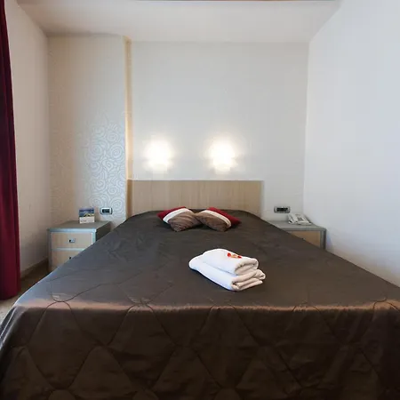 Garni Vigor - Ev Station Otel 2*