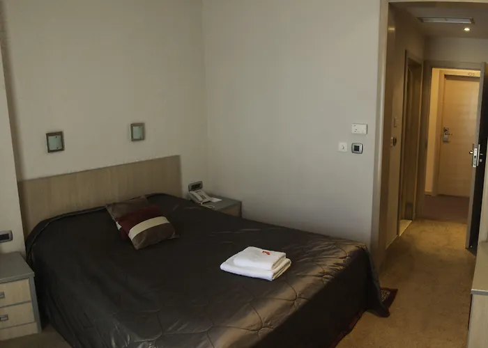 Garni Vigor - Ev Station Hotel Novi Sad