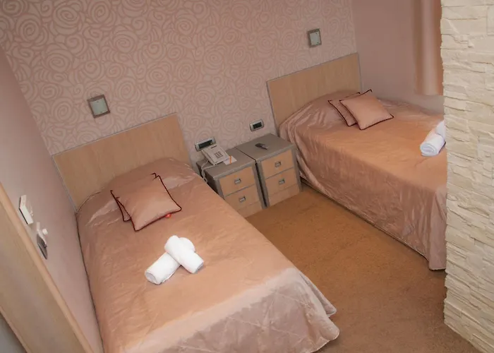 Garni Vigor - Ev Station 2* Novi Sad