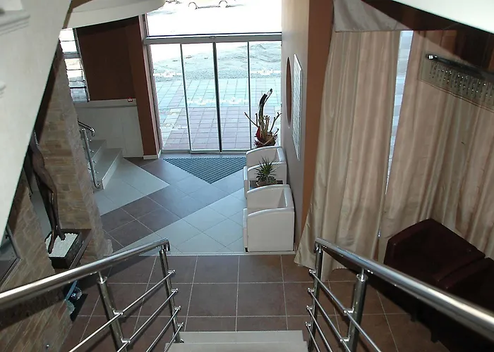 Garni Vigor - Ev Station Hotel